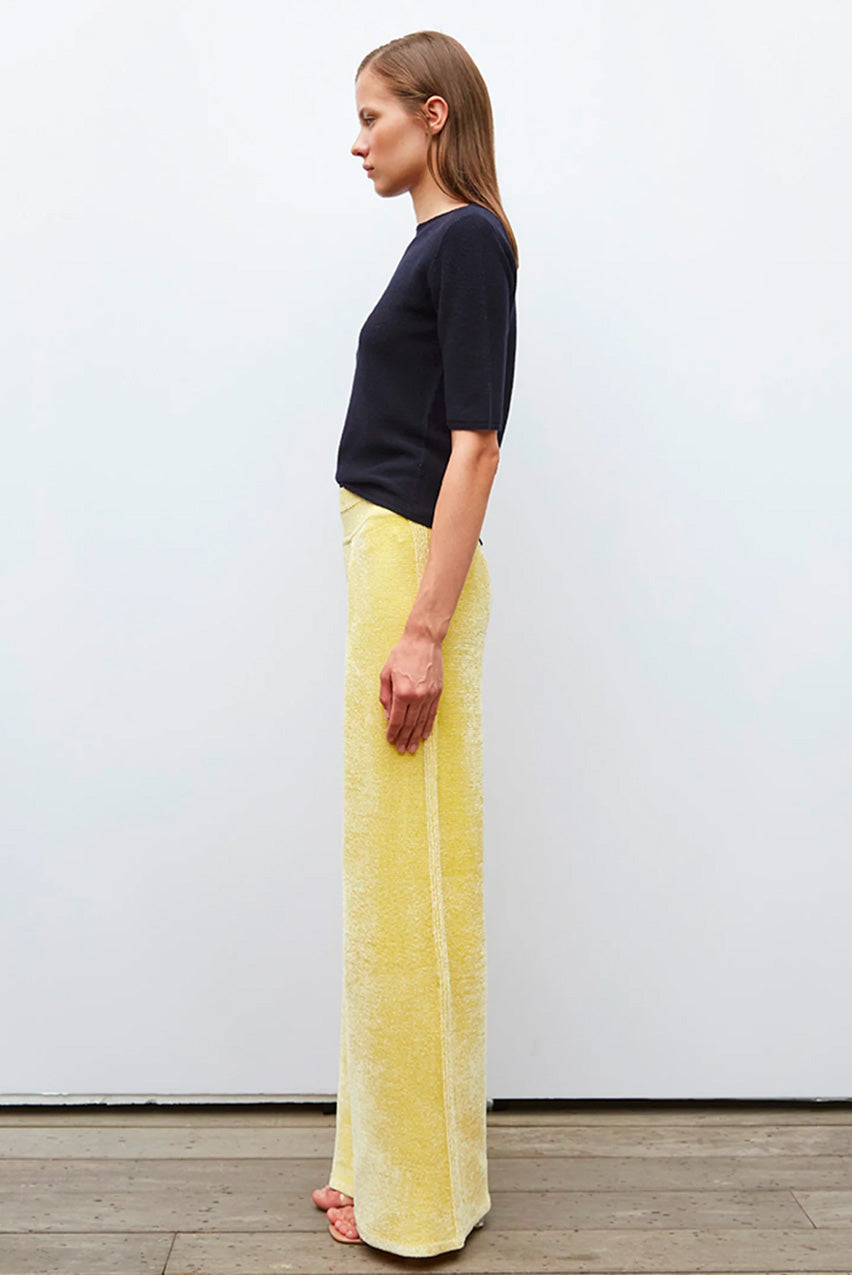 HIGH WAISTED FLUID VELVET KNIT