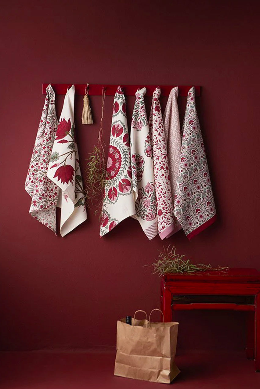 KITCHEN TOWEL ROSETTE SCARLET