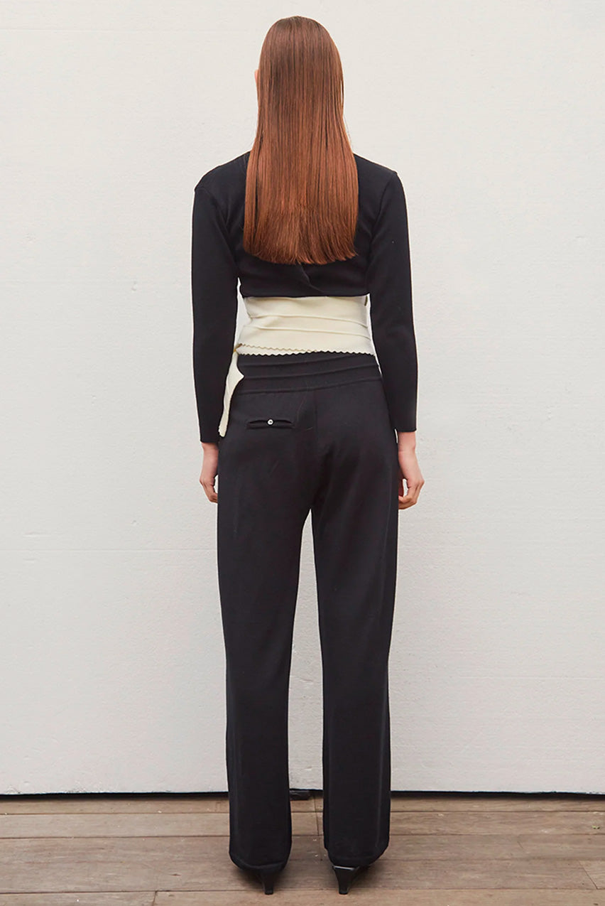 BELTED WAIST KNIT TOP