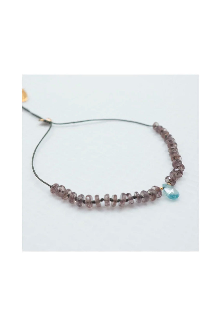 BRACELET AVEC GRENATS
