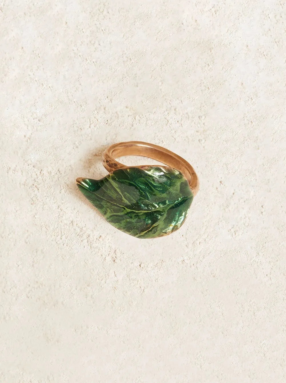 RING LEAF IN FOREST GREEN