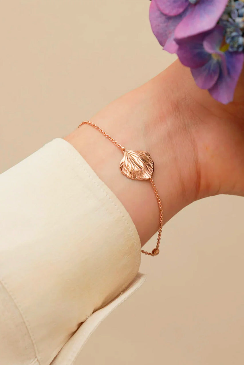 HYDRANGEA PETAL BRACELET